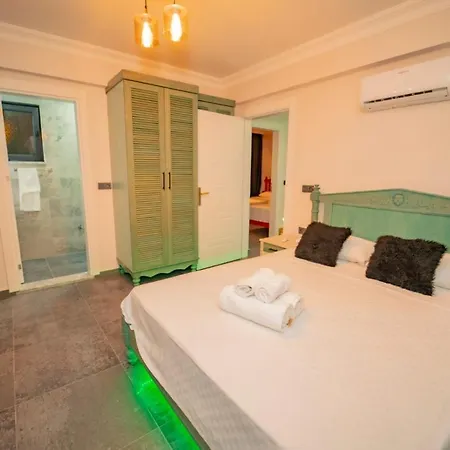 Siyah Inci Villa *